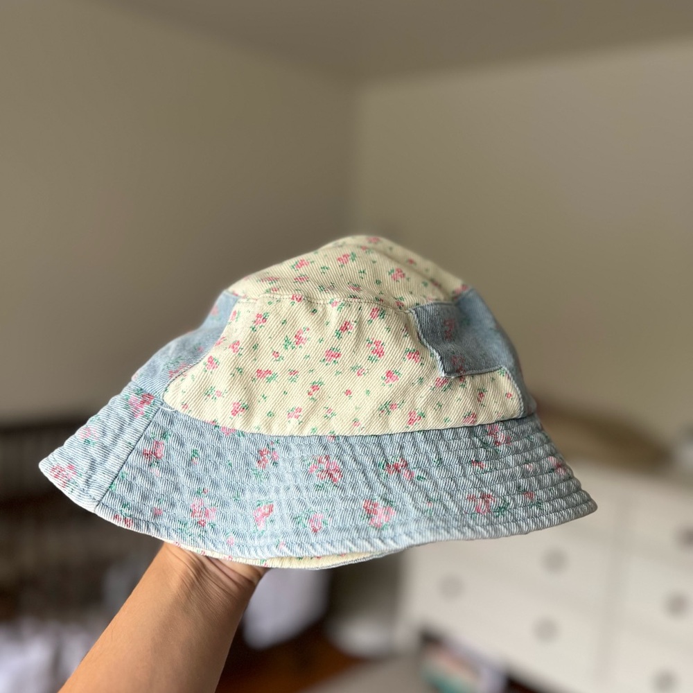 Zara kids floral bucket hat